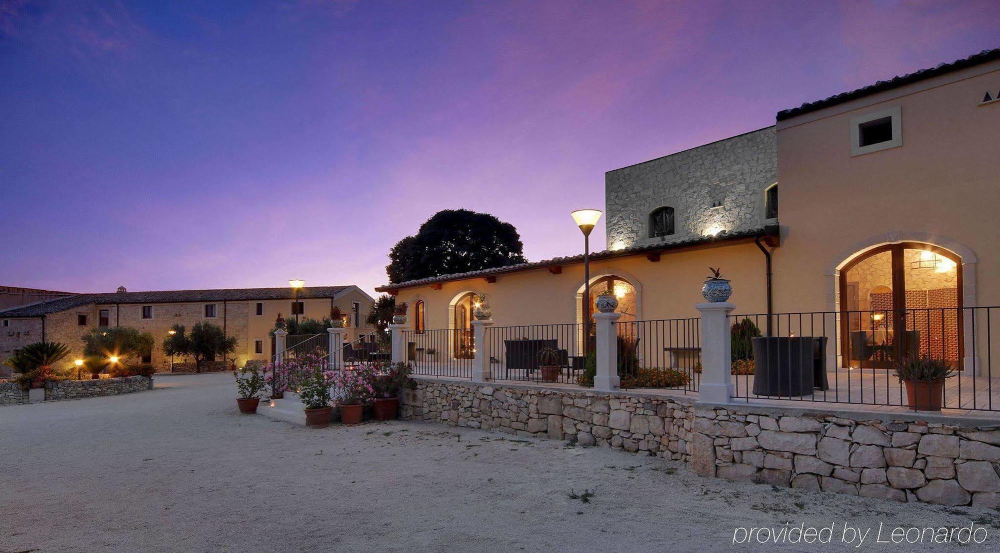Artemisia Resort Puntarazzi Exterior photo